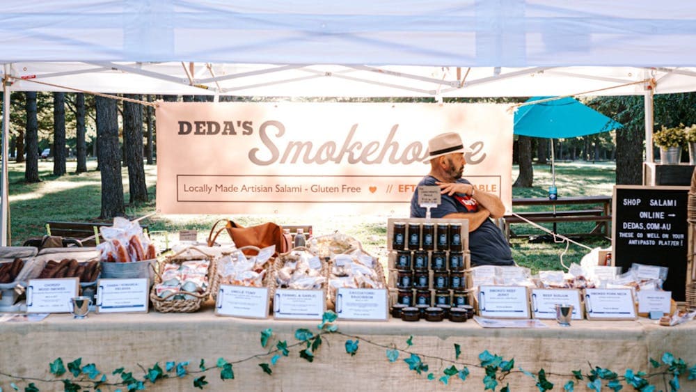 Deda's Smoke house stall