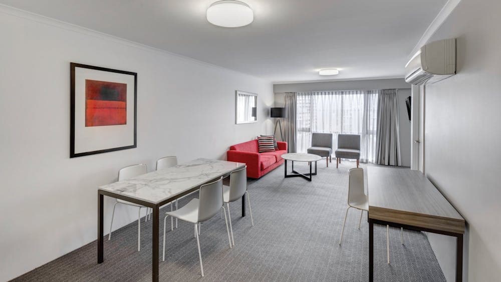 Dining and Lounge