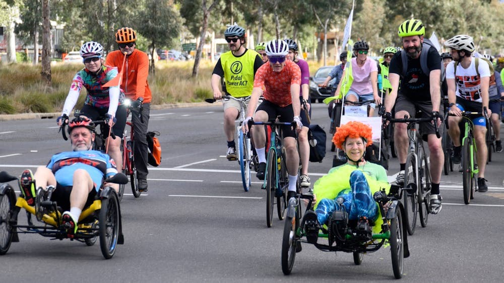 Mass cyclists on Northbourne Avenue