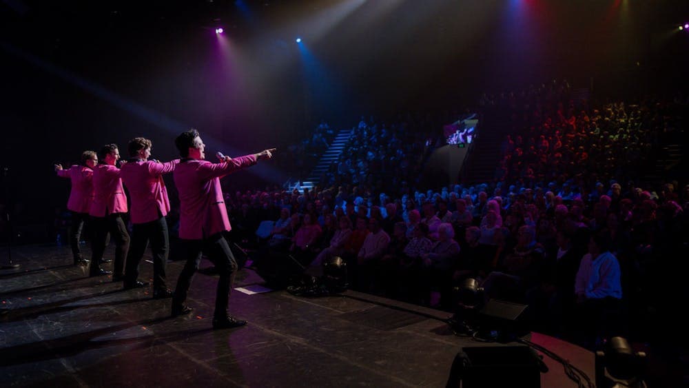 Vocalists of The 60 Four