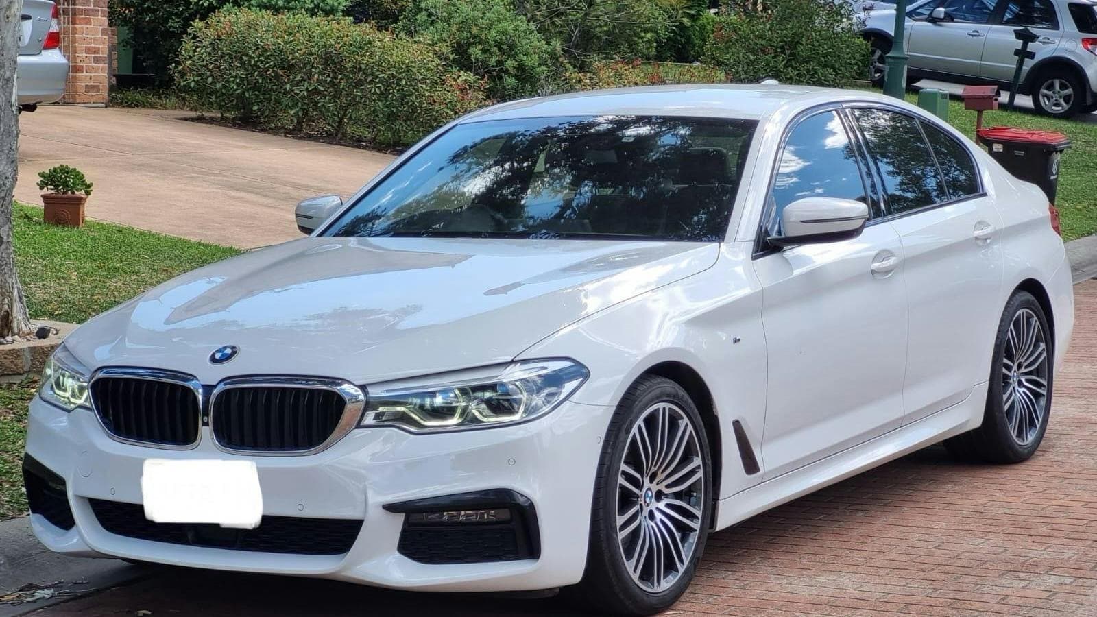 Need to travel? Book your next rider with Capital Cabs