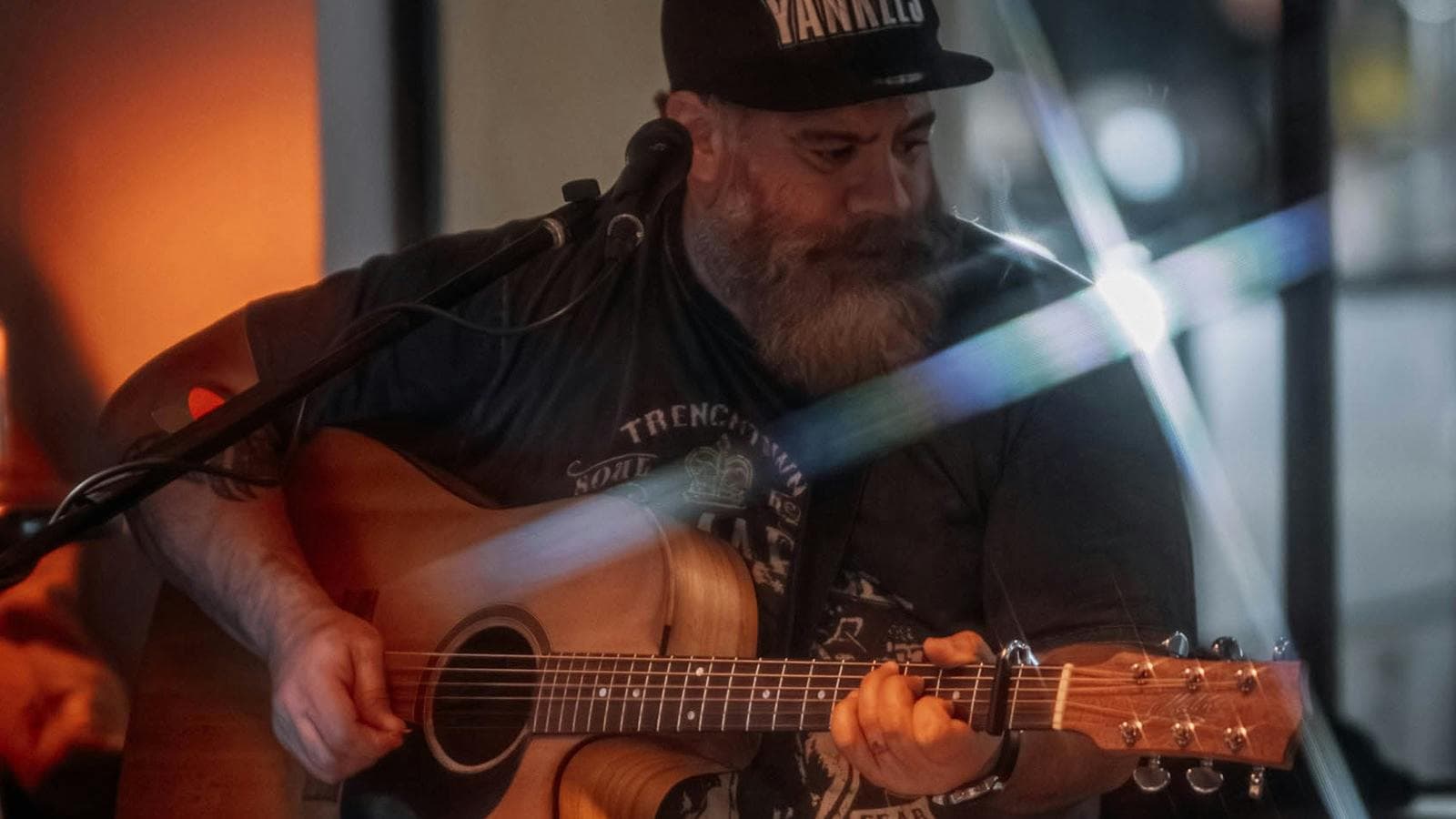 Live music at PJs